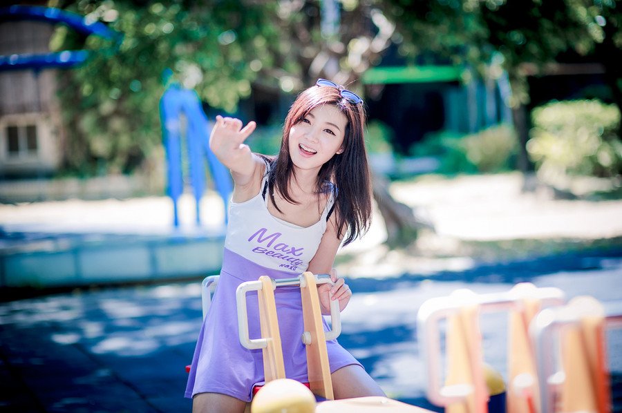 世界上没有谁会对谁真心。也只有骗子才是真心。因为他想真心骗你。